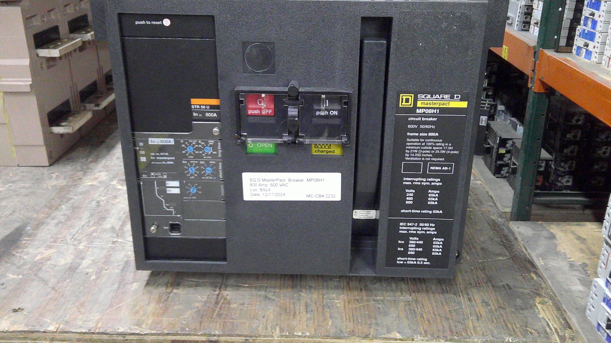 Picture of Square D MasterPact MP08H1 Circuit Breaker 800 Amp 600 Volt AC E/O D/O
