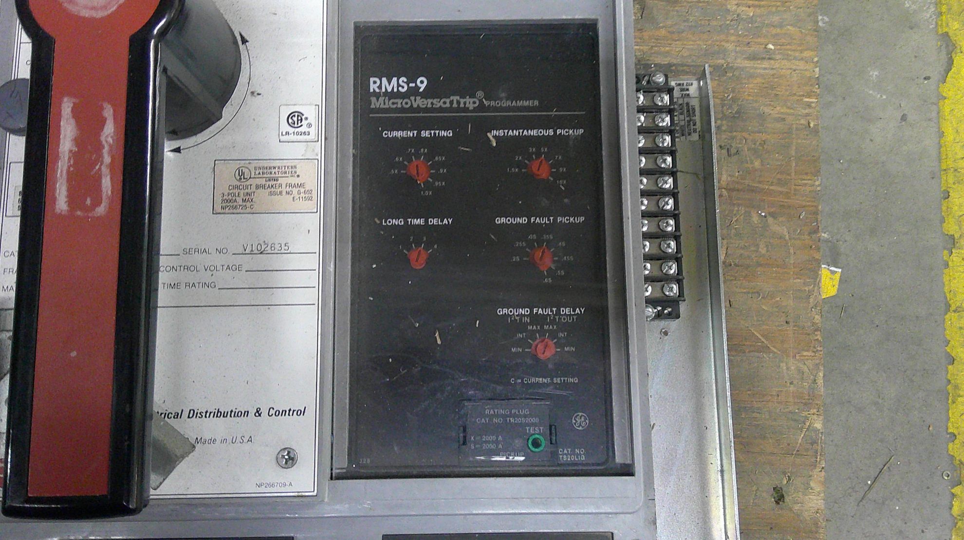 General Electric Power Break TP2020S Circuit Breaker 2000 Amp 600 Volt ...