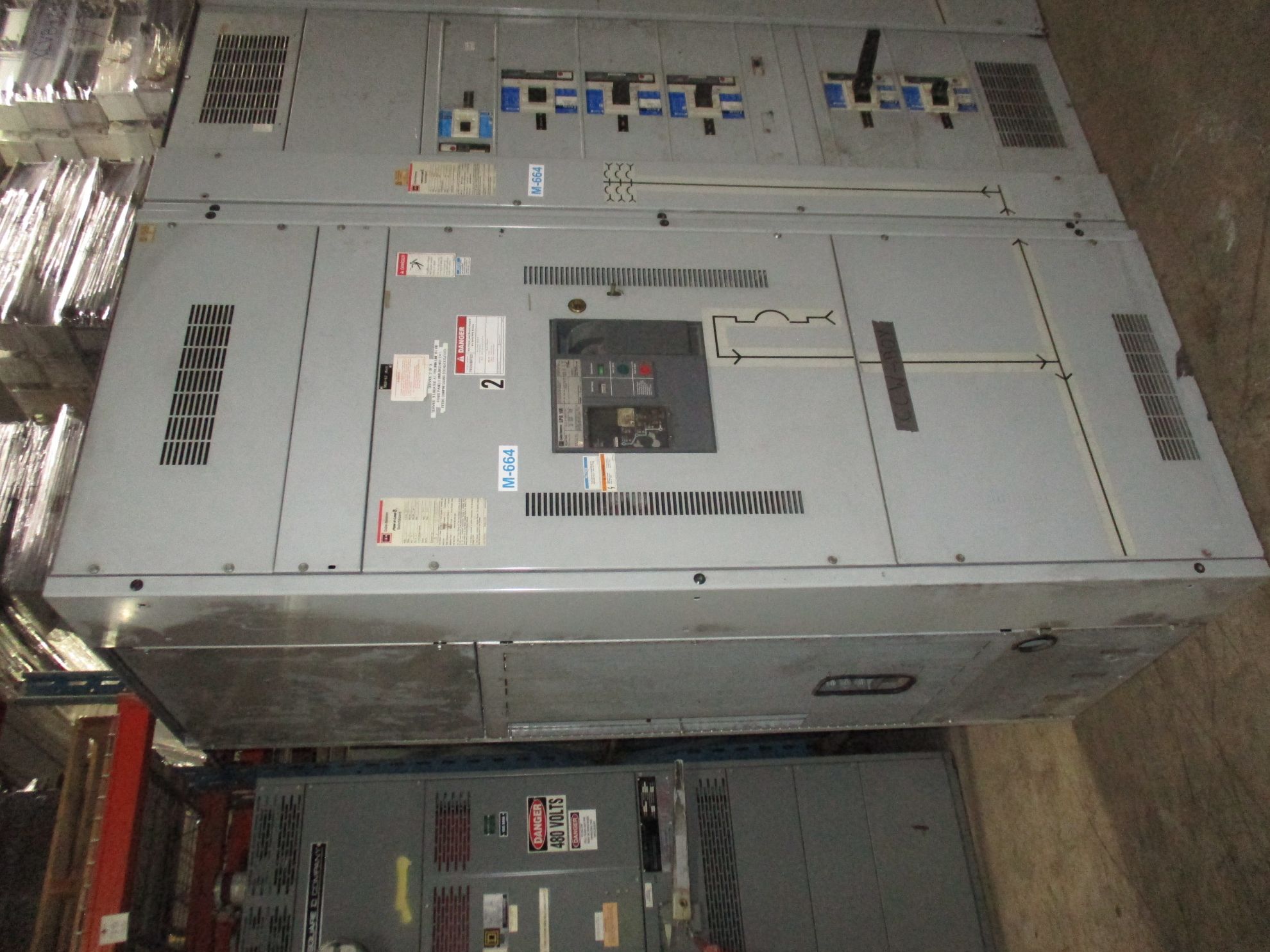Picture of Cutler-Hammer Pow-R-Line Switchboard 3000 Amp 480Y/277 Volt 3 Ph 4 W NEMA 1 R&G