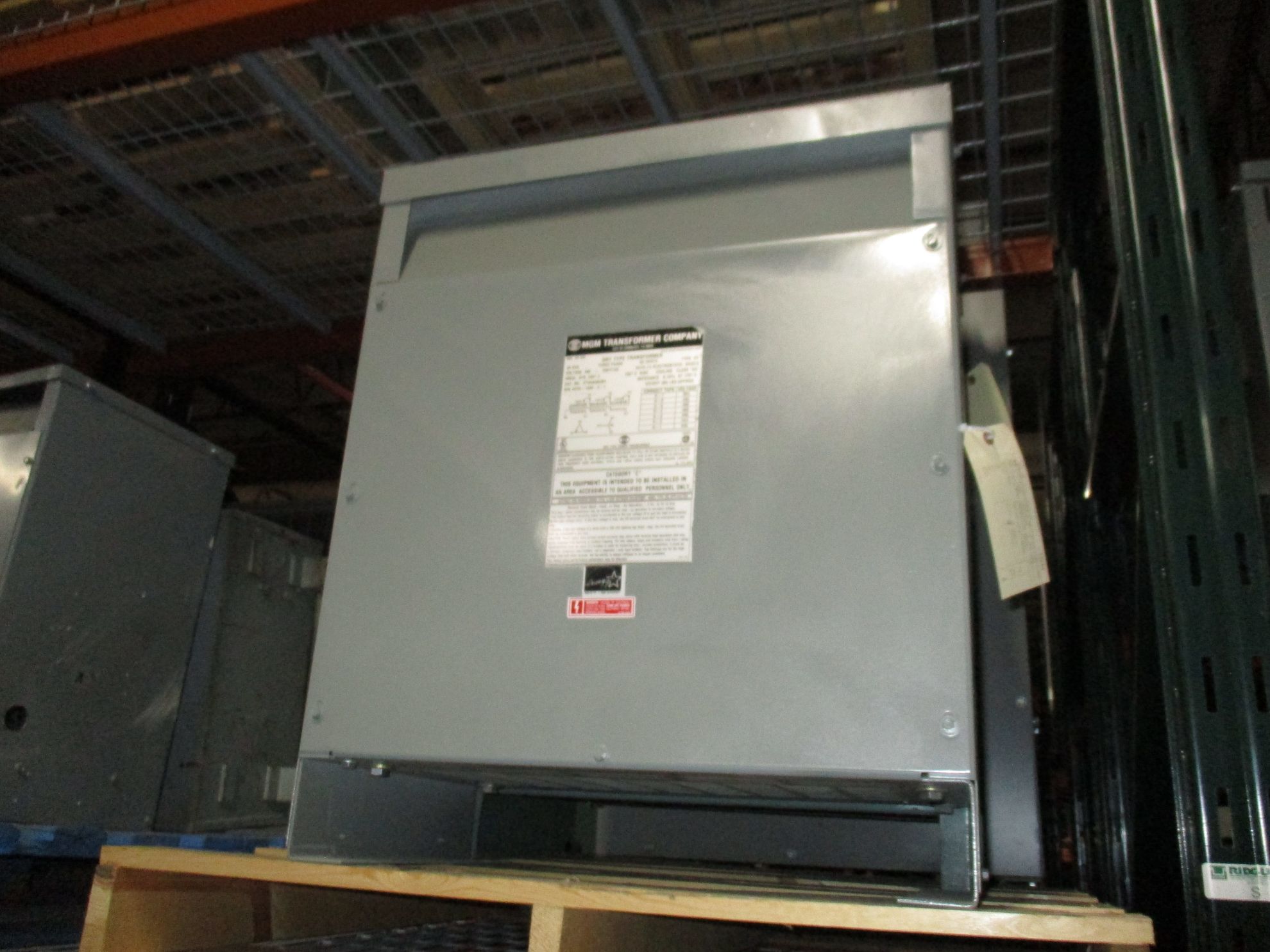 Picture of MGM Low Voltage Dry Type Transformer | 45 KVA 480-208Y/120 Volt | 3 Phase NEMA 1 R&G