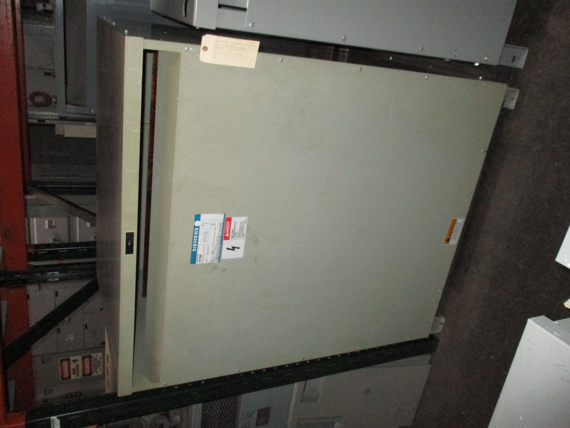 Picture of Siemens 500 KVA 480-240Y/120 Volt 3 Phase Low Voltage Dry Type Transformer R&G