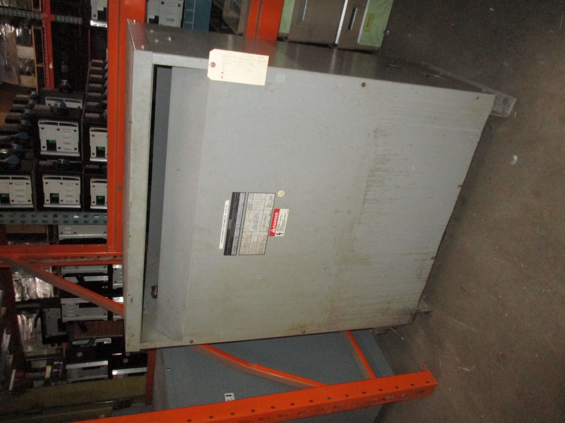 Picture of Siemens 112.5 KVA 240-208Y/120 Volt 3 Phase Low Voltage Dry Type Transformer R&G