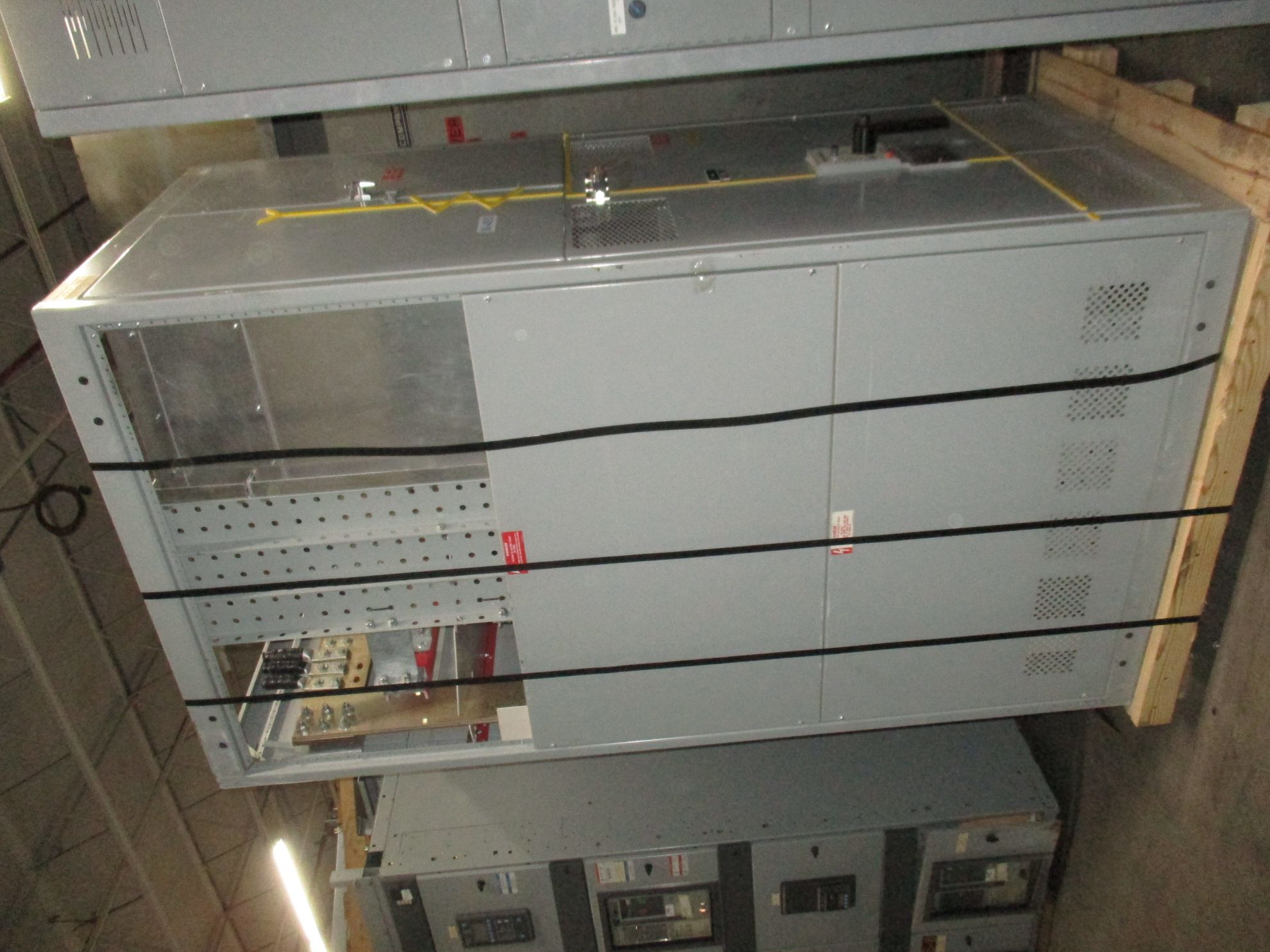 Picture of General Electric AV-Line Switchboard TC4040SSHE1 | 4000 Amp Main Breaker | 480Y/277V 3-Phase 4-Wire | NEMA 1 R&G