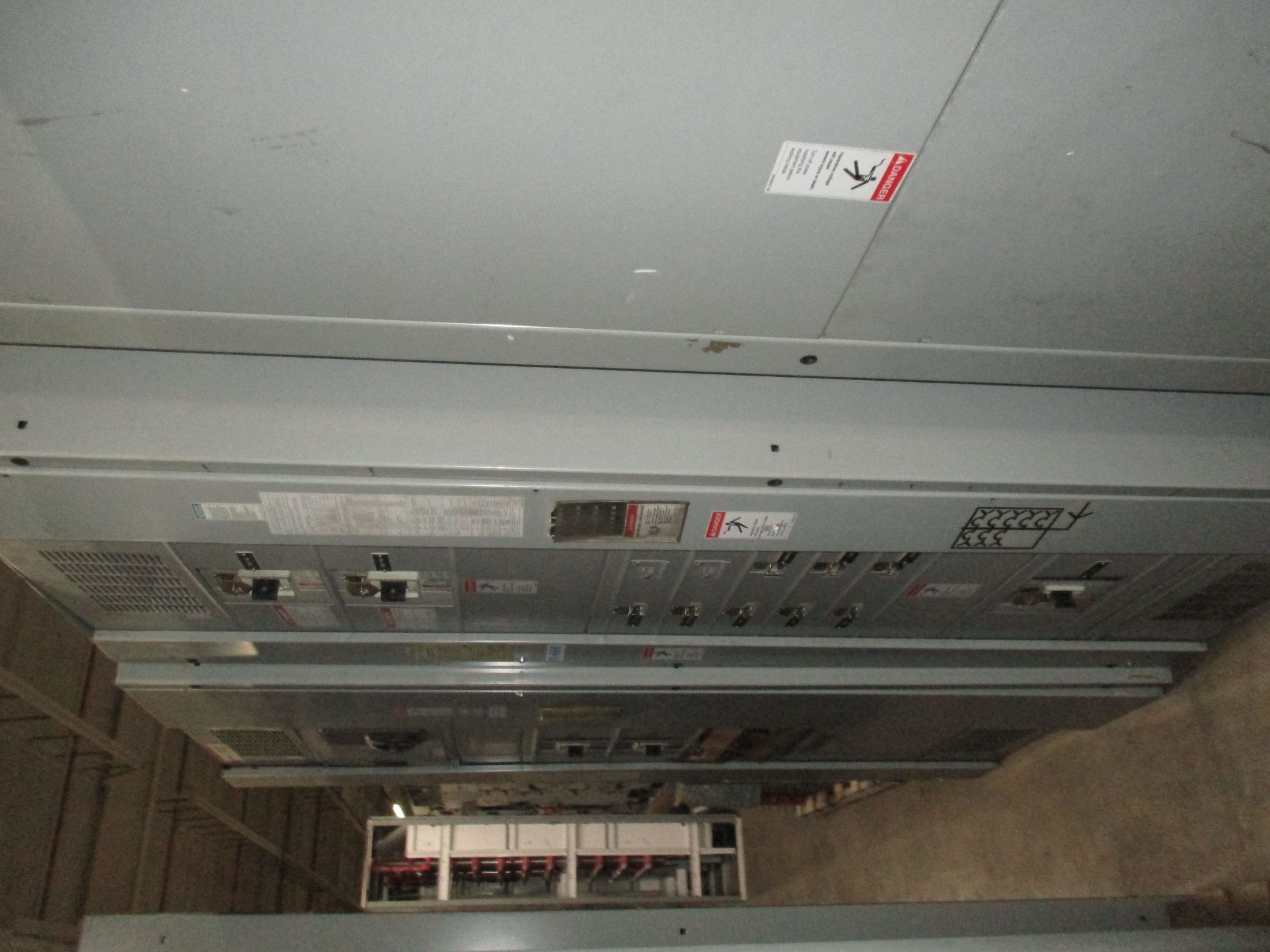 Cutler-Hammer Pow-R-Line Switchboard MDSC30 | 3000 Amp Main Breaker ...
