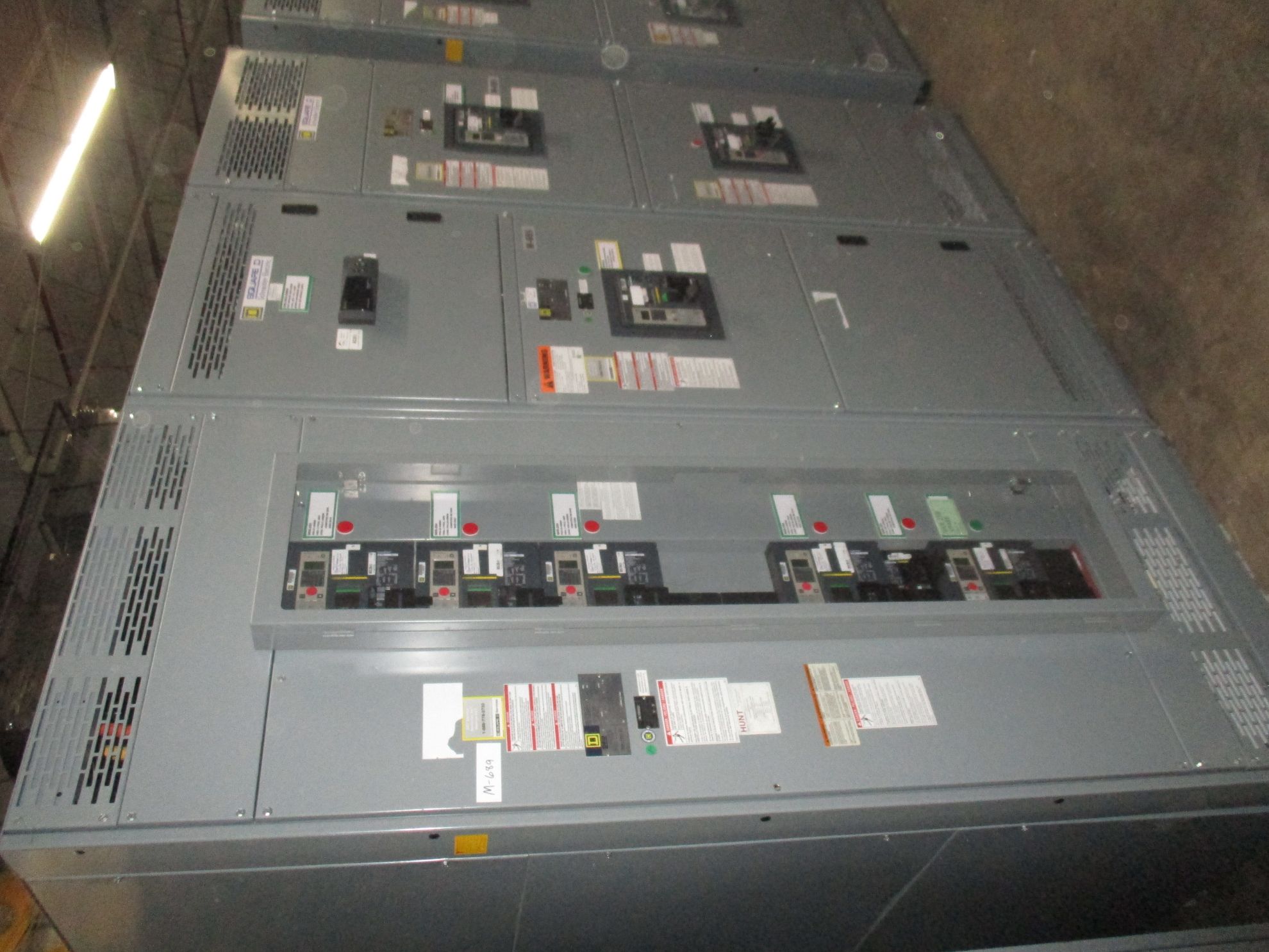 Picture of Square D QED Power Style Switchboard 1200 Amp Main Breaker 480 Volt 3 Ph 3 W NEMA 1 R&G