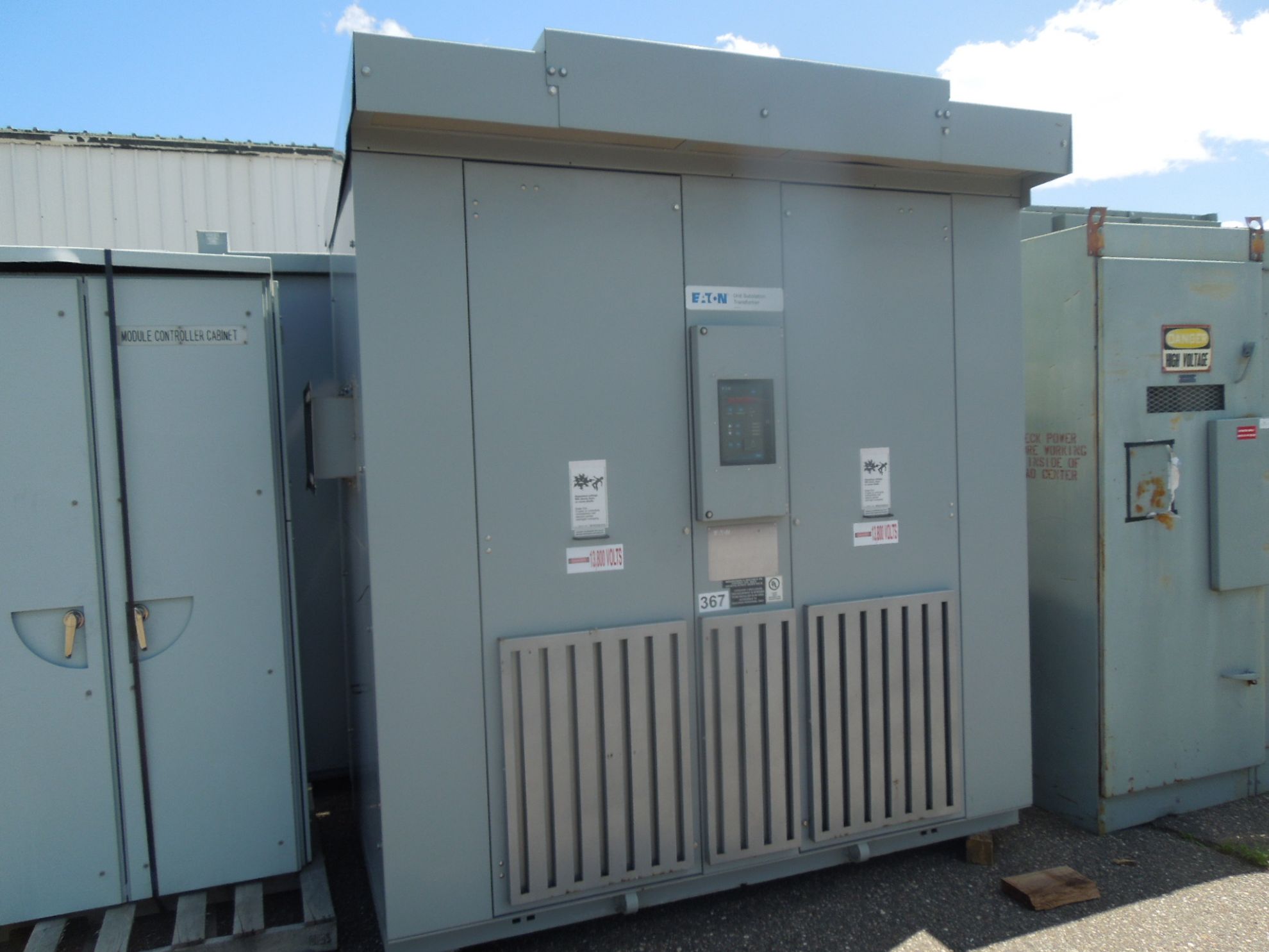 Picture of Eaton 750/1000 KVA 13800-480Y/277 Volt Medium Voltage Dry Type Transformer R&G