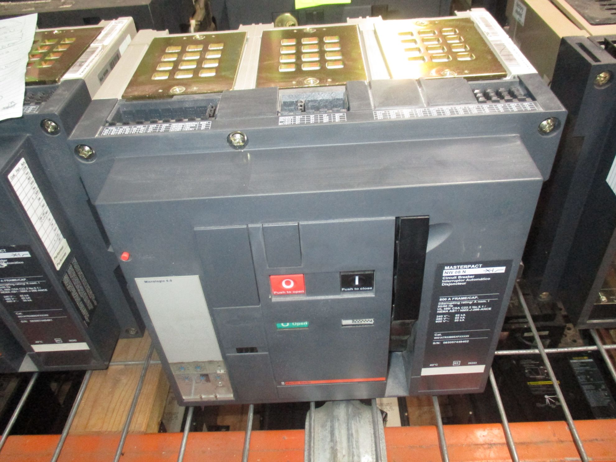 Picture of Merlin Gerin MasterPact NW08N Circuit Breaker 800 Amp 600 Volt M/O D/O