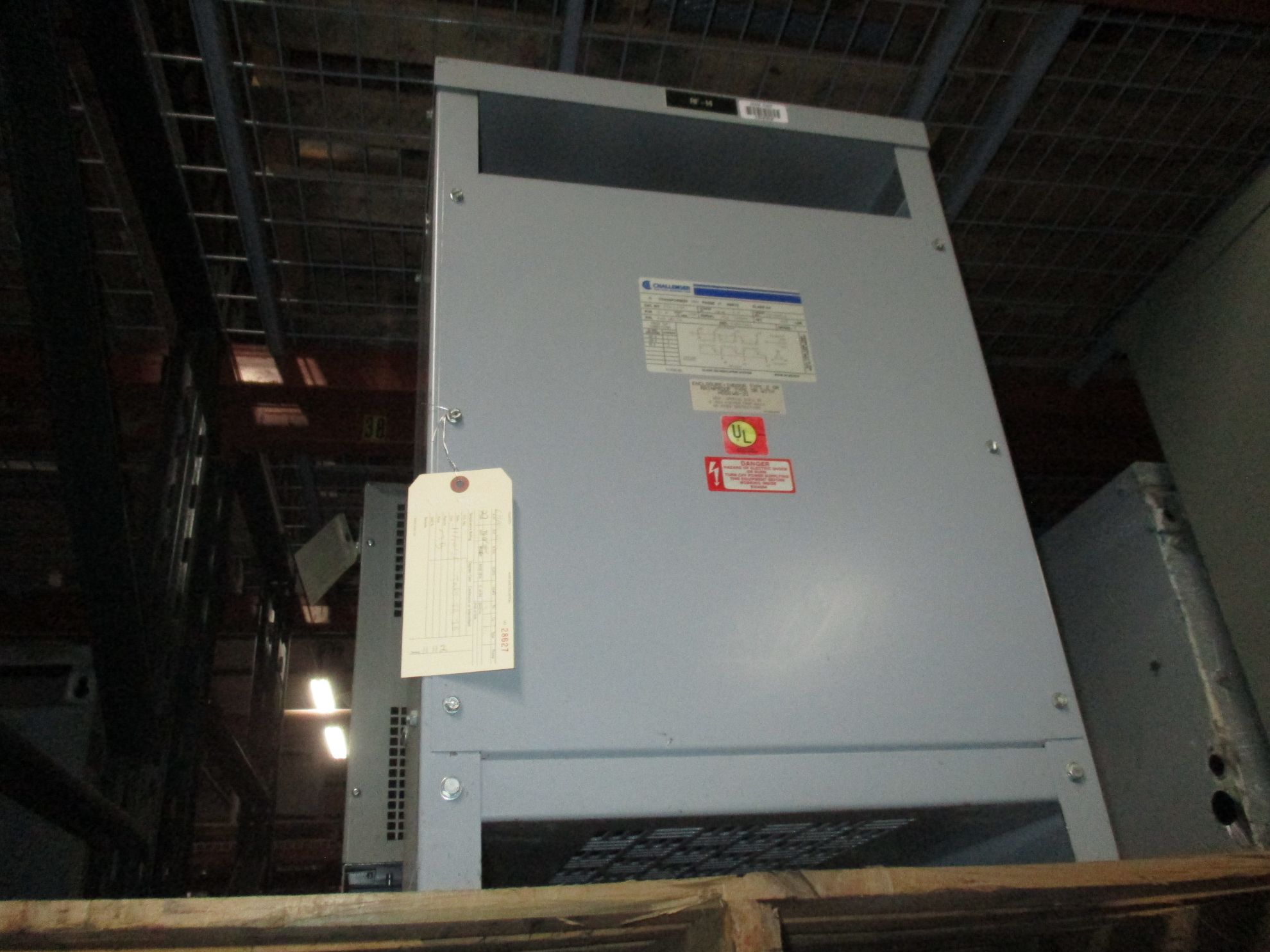 Picture of Challenger 27 KVA 460-460Y/266 Volt 3 Phase Low Voltage Dry Type Transformer R&G