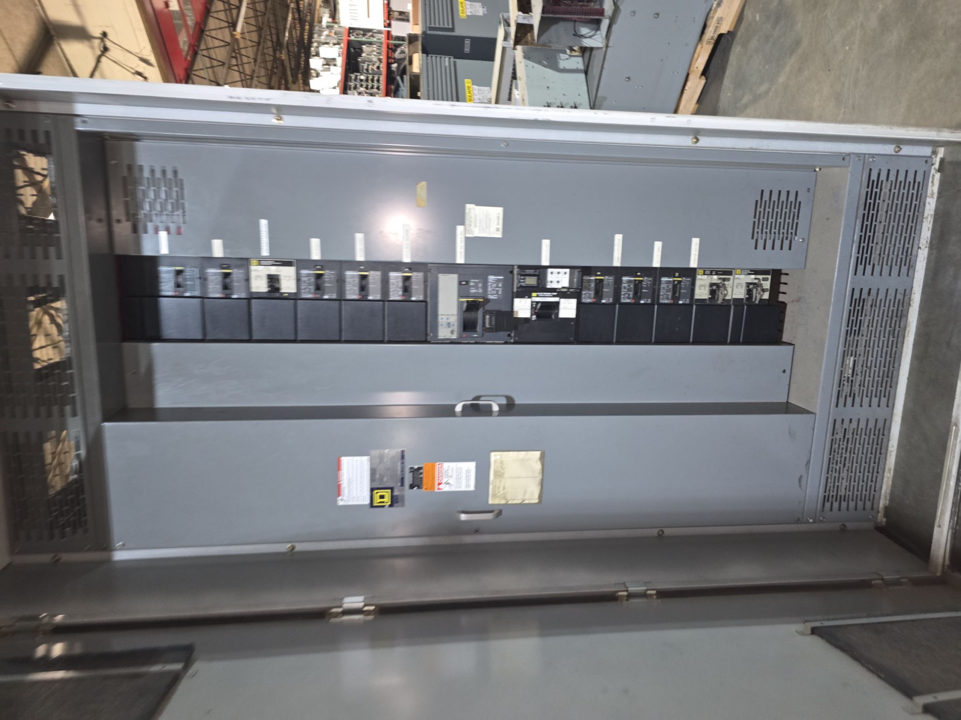 Square D Power Style Switchboard RJF36160CU44AE1| 1600 Amp Main Breaker ...