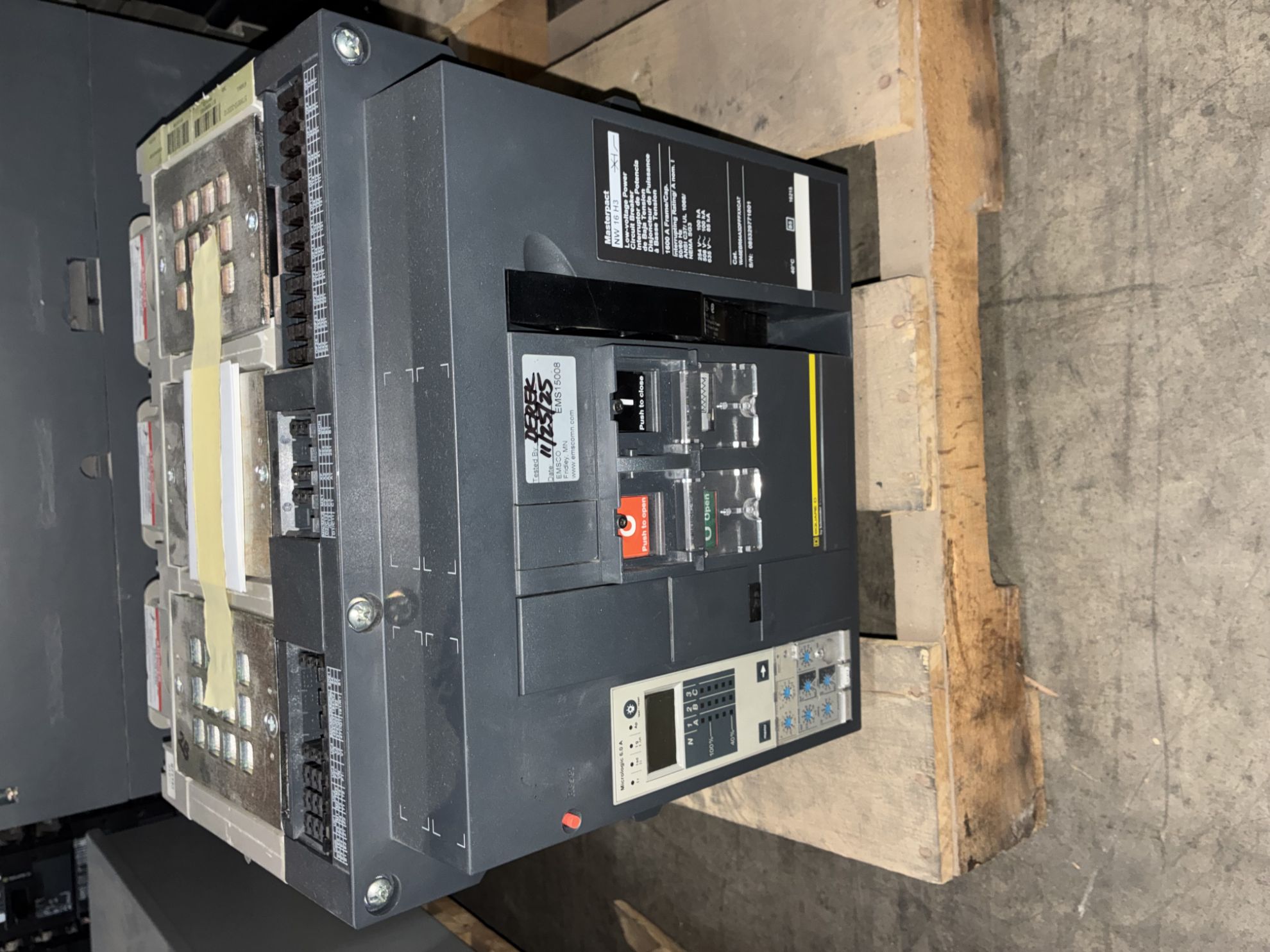 Picture of Square D MasterPact NW16H3 Circuit Breaker 1600 Amp 600 Volt AC M/O D/O