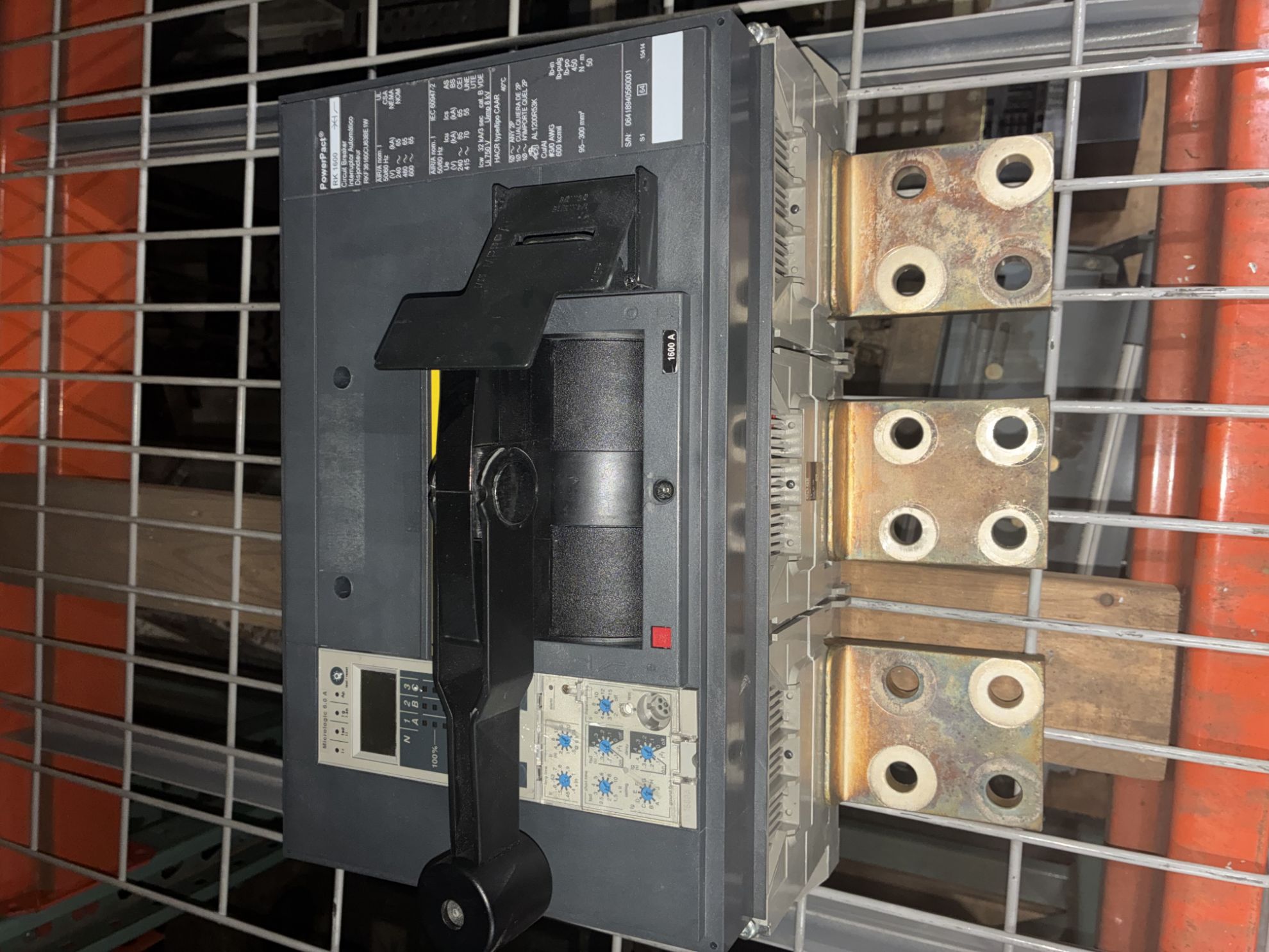 Picture of Square D RK1600 PowerPact Circuit Breaker 1600 Amp 600 Volt AC F/M M/O