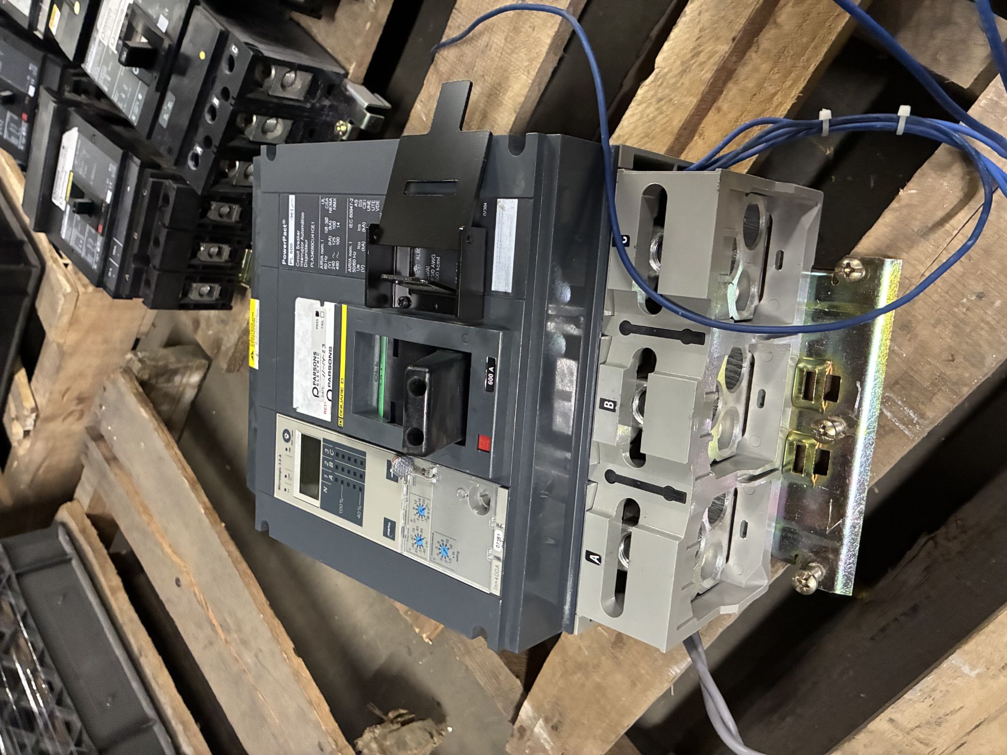 Picture of Square D PL600 PowerPact I-line Breaker 600 Amp 600 Volt AC