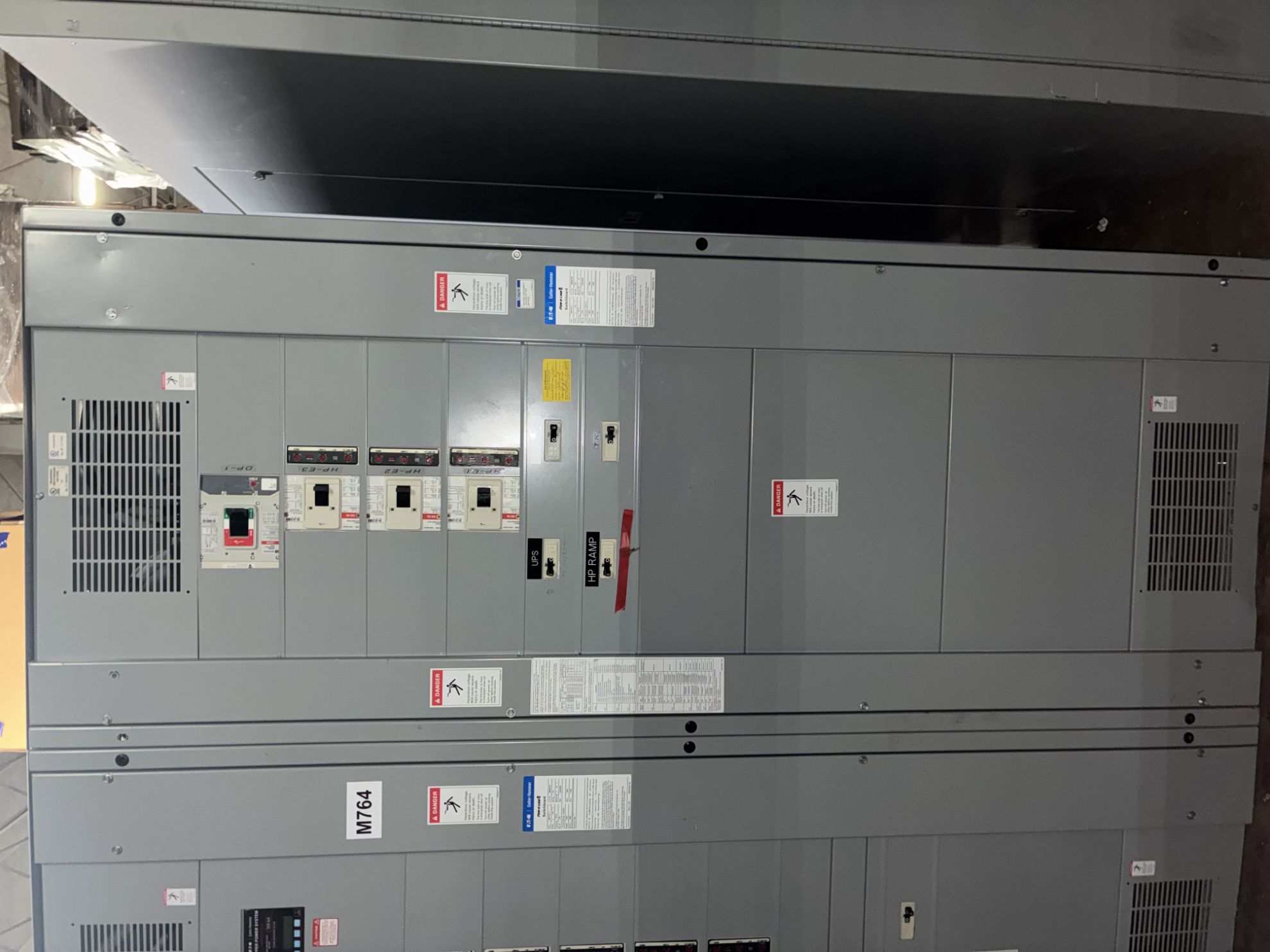 Cutler-Hammer Pow-R-Line Switchboard MDSC30 | 3000 Amp Main Breaker ...