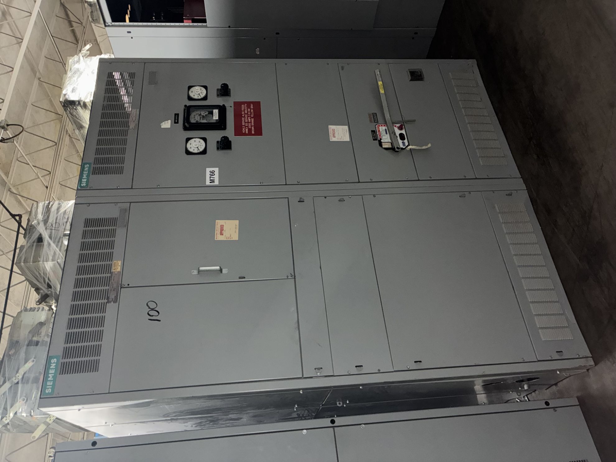 Picture of Siemens FC II Switchboard QA-2533-CBC | 2500 Amp Fusible Main | 480Y/277V 3-Phase 4-Wire | NEMA 1 R&G