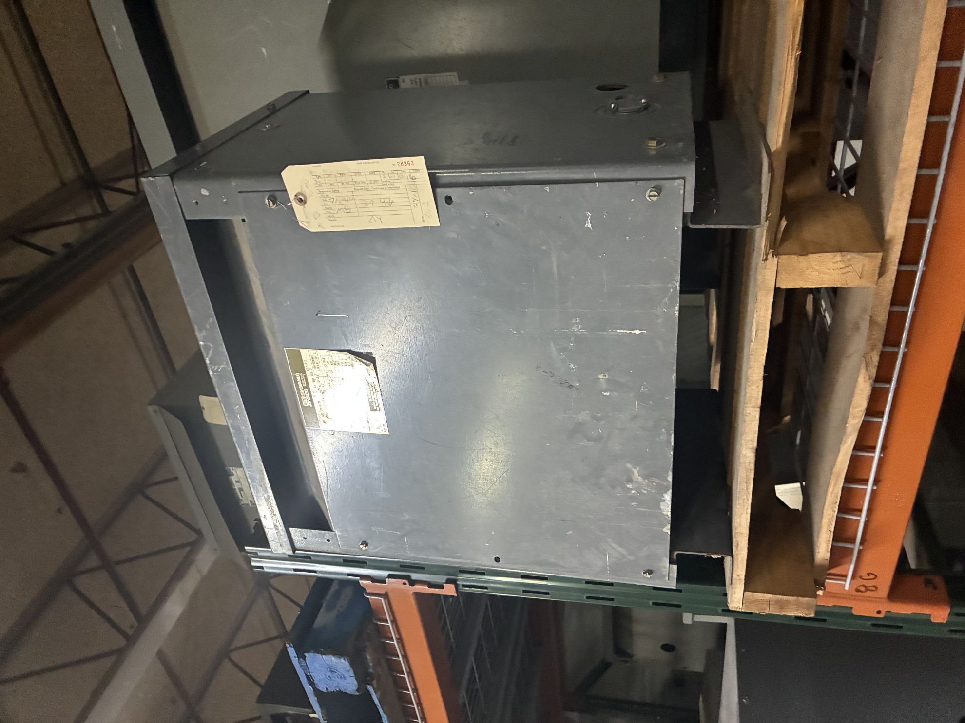 Picture of GTE Sylvania Zinsco Low Voltage Dry Type Transformer | 30 KVA 480-208Y/120 Volt | 3 Phase NEMA 1 R&G