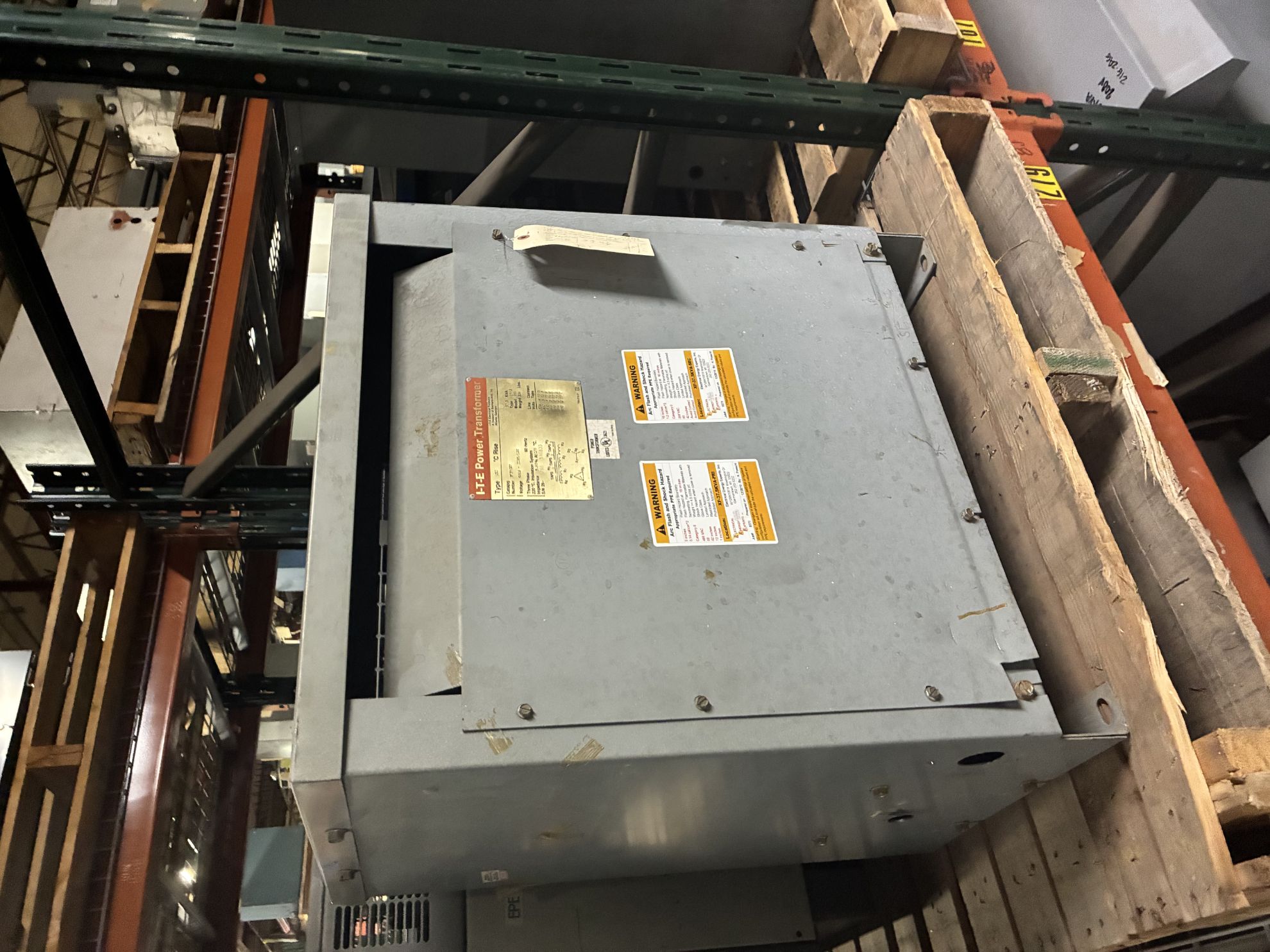 Picture of ITE Low Voltage Dry Type Power Transformer | 37.5 KVA 480-208Y/120 Volt | 3 Phase NEMA 1 R&G